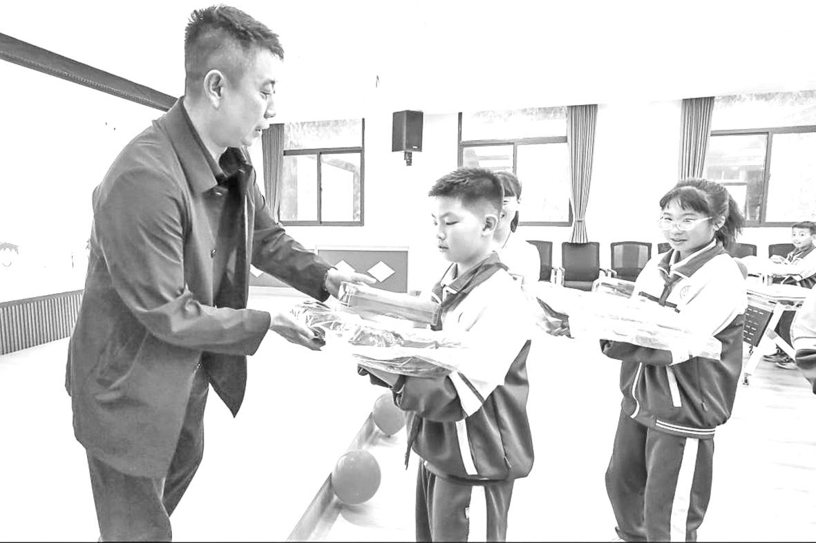 第1页-14.JPG