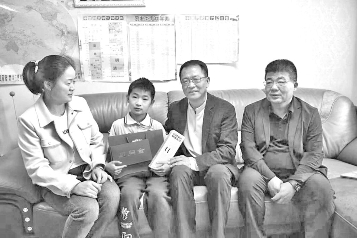 第1页-7.JPG