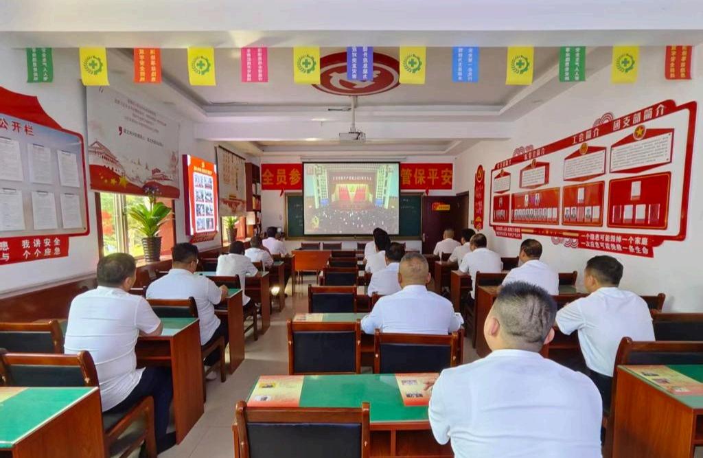 第1页-15.JPG